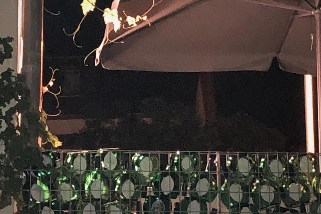 Weinmotel Simon 1 A Alzenau in Unterfranken Exteriör bild