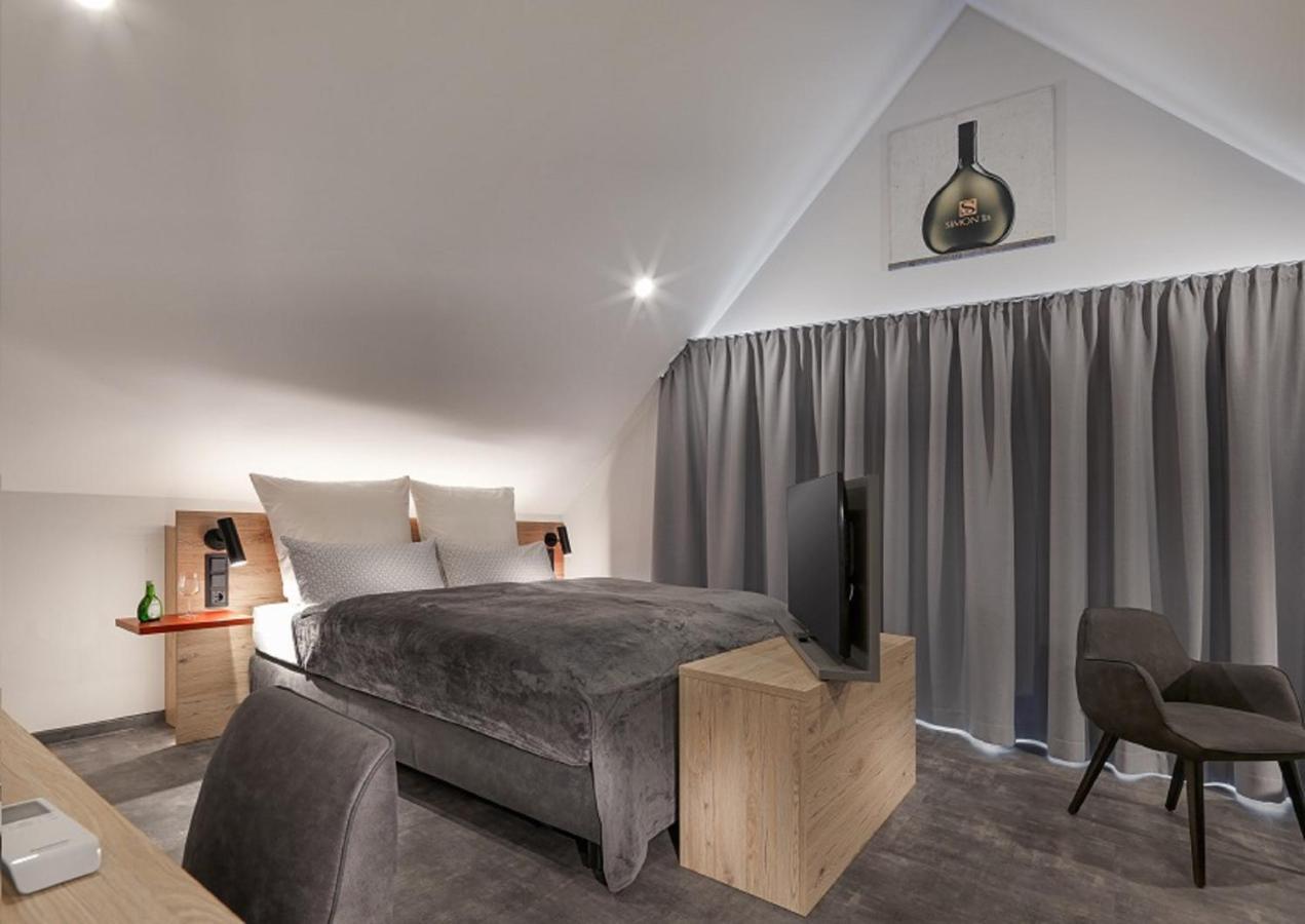 Weinmotel Simon 1 A Alzenau in Unterfranken Exteriör bild